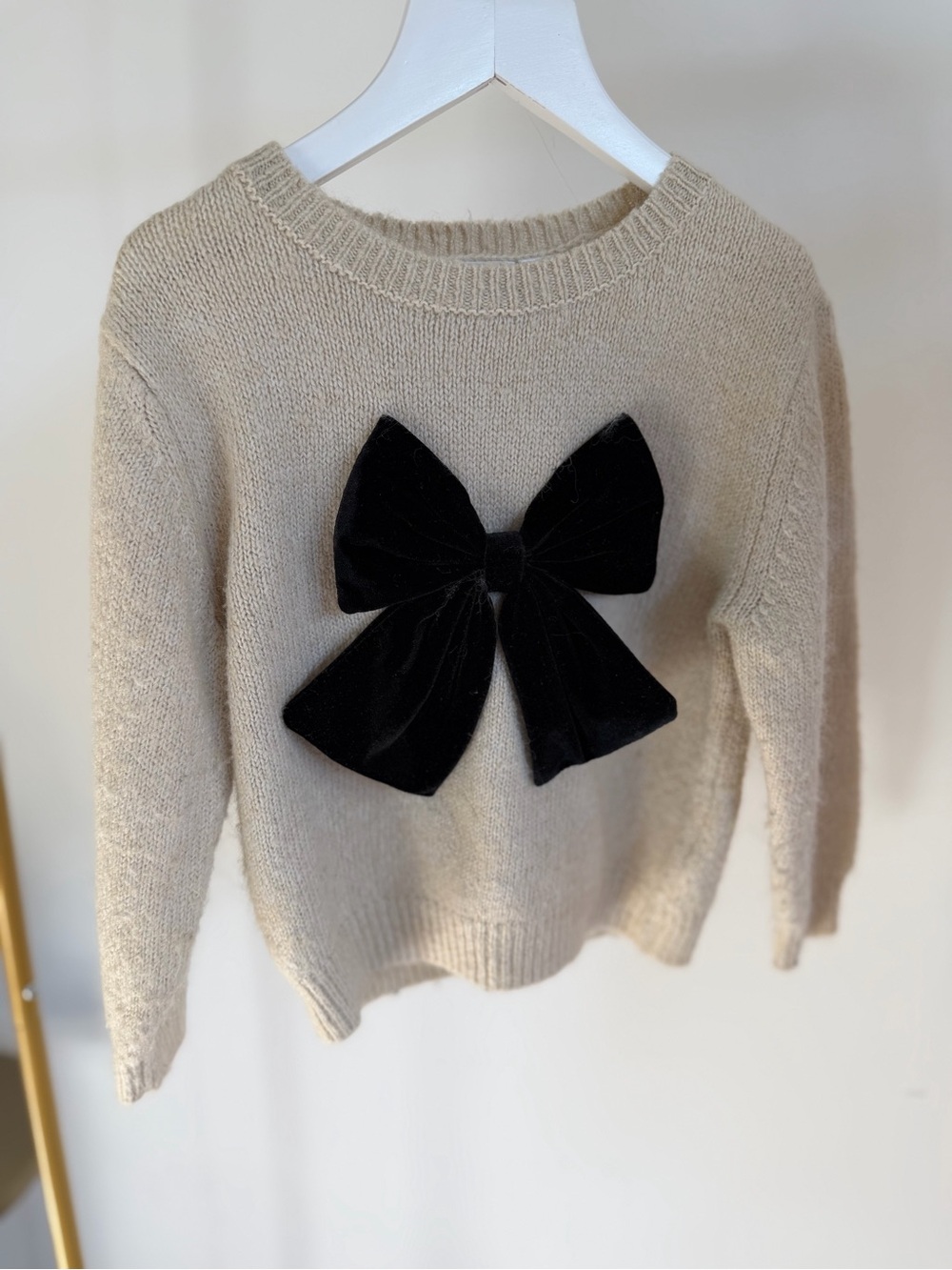 Girl’s Zara Cream Sweater with Black Velvet Bow